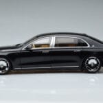 Mercedes Maybach S600 W222 V12 Biturbo Obsidian Zwart Almost Real 1:18 - image 5 of 11
