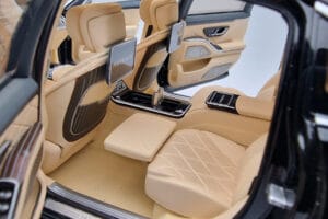 Mercedes Maybach S600 W222 V12 Biturbo Obsidian Zwart Almost Real 1:18 820115 Metaal — afbeelding 9 van 11