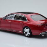 Mercedes Maybach S600 W222 V12 Biturbo Patagonia Rood Almost Real 1:18 - image 7 of 10