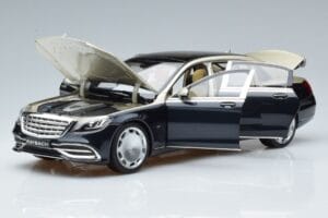 Mercedes Maybach S650 X222 Zilverblauw Norev 1:18 B66960615 Metaal — afbeelding 2 van 7