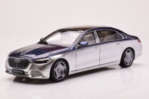 Mercedes Maybach S680 W223 Nautical Blauw Cirrus Zilver Almost Real 1:18 820125