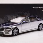 Mercedes Maybach S680 W223 Nautical Blauw Cirrus Zilver Almost Real 1:18 - image 8 of 8