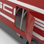 Mercedes O317 Porsche Transporter Rood CMR 1:18 - image 10 of 12