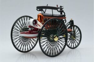 Mercedes Patent Motorwagen Groen Norev 1:18 183701 Metaal — afbeelding 2 van 6