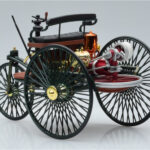 Mercedes Patent Motorwagen Groen Norev 1:18 - image 5 of 6