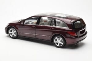 Mercedes R-Class W251 Rood Metallic Minichamps 1:18 150034602 Metaal — afbeelding 7 van 8