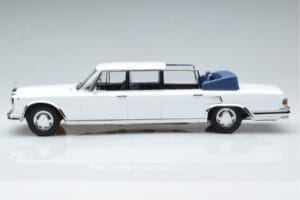 Mercedes 600 Pullman W100 Landaulet Wit KK-Scale 1:18 KKDC181184 Metaal — afbeelding 3 van 6
