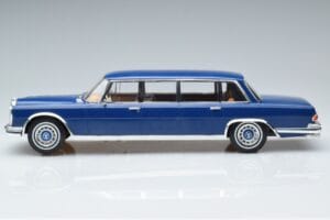 Mercedes S-Class 600 W100 LWB Pullman Donkerblauw MCG 1:18 MCG18189 Metaal — afbeelding 3 van 6