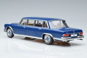 Mercedes S-Class 600 W100 LWB Pullman Donkerblauw MCG 1:18 MCG18189 Metaal — afbeelding 5 van 6