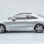 Mercedes S-Class W222 Iridium Zilver Norev 1:18 - image 4 of 8