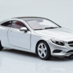 Mercedes S-Class W222 Iridium Zilver Norev 1:18 - image 6 of 8