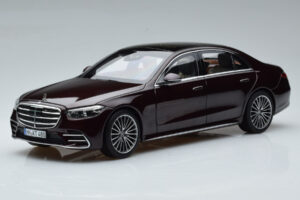 Mercedes S-Class W223 AMG Line Rood Norev 1:18