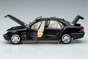 Mercedes S-Class W220 S600 Gelimiteerde Editie Norev 1:18 183811 Metaal — afbeelding 4 van 8