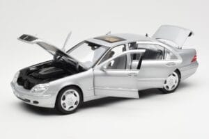 Mercedes S600 W220 Zilver Metallic Norev 1:18 183810 Metaal — afbeelding 2 van 8