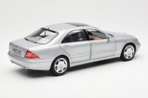 Mercedes S600 W220 Zilver Metallic Norev 1:18 183810 Metaal — afbeelding 3 van 8