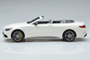 Mercedes AMG S63 A217 Cabriolet Diamond Wit GT Spirit 1:18 B66965712 Hars — afbeelding 3 van 6