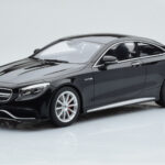 Mercedes AMG S63 C217 Coupe Zwart GT Spirit 1:18