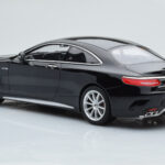 Mercedes AMG S63 C217 Coupe Zwart GT Spirit 1:18 - image 5 of 6