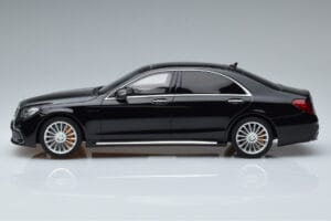 Mercedes AMG S65 W222 Zwart GT Spirit 1:18 GT228 Hars — afbeelding 3 van 6