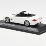Mercedes SL 55 AMG R230 Wit Minichamps 1:43 - image 3 of 4