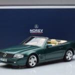 Mercedes SL500 R129 Groen Metallic Norev 1:18 183753 Metaal - image 8 of 8