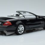 Mercedes SL500 R230 Zwart Norev 1:18 183840 Metaal - image 3 of 8