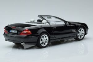 Mercedes SL500 R230 Zwart Norev 1:18 183840 Metaal — afbeelding 3 van 8