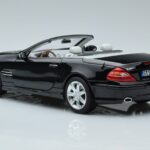 Mercedes SL500 R230 Zwart Norev 1:18 183840 Metaal - image 6 of 8
