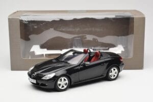 Mercedes SLK R171 Obsidian Zwart Metallic Minichamps 1:18 B66962319 Metaal — afbeelding 9 van 9