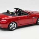 Mercedes SLK R172 Designo Zircon Rood Minichamps 1:18 B66960513 - image 3 of 8