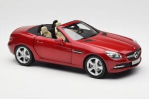 Mercedes SLK R172 Designo Zircon Rood Minichamps 1:18 B66960513 Metaal — afbeelding 6 van 8