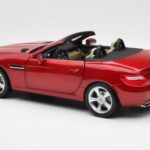 Mercedes SLK R172 Designo Zircon Rood Minichamps 1:18 B66960513 - image 7 of 8