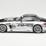 Mercedes SLS AMG GT3 #96 M. Hakkinen AMG Customer Sports 6 Hours of Zhuhai ILMC 2011 Minichamps 1:18 B66960197 - image 3 of 6