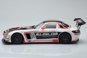 Mercedes SLS AMG GT3 Munnich Motorsport #38 M. Basseng / M. Winkelhock Champions FIA GT1 World Championship 2012 Minichamps 1 — afbeelding 3 van 6