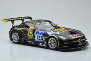 Mercedes SLS AMG GT3 Rowe Racing #125 Zehe / Bullitt / Renger / Hartung ADAC 24 Hours of Nurburgring 2013 Minichamps 1:18 151 — afbeelding 4 van 6