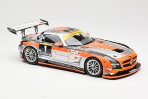 Mercedes SLS AMG GT3 #1 Team Abu Dhabi By Black Falcon K. Al Qubaisi / Edwards / M. Bleekemolen / B. Schneider Winners 24H Du — afbeelding 4 van 6