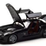 Mercedes SLS AMG Obsidian Zwart Metallic Minichamps 1:18 B66960042 - image 2 of 7