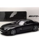 Mercedes SLS AMG Obsidian Zwart Metallic Minichamps 1:18 B66960042 - image 7 of 7