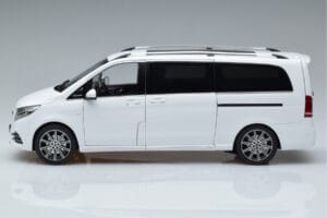 Mercedes V-Class W447 V260L Wit OEM 1:18 QALCN89911149 Metaal — afbeelding 4 van 8