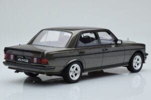 Mercedes W123 AMG 280 Grijs Otto 1:18 OT750 Hars — afbeelding 2 van 6