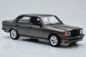 Mercedes W123 AMG 280 Grijs Otto 1:18 OT750 Hars — afbeelding 4 van 6