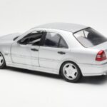 Mercedes C36 AMG W202 Zilver UT Models 1:18 - image 5 of 6