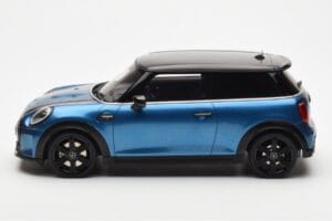 Mini Cooper S F56 Island Blauw Otto 1:18 OT982 Hars — afbeelding 3 van 6