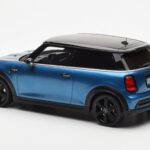 Mini Cooper S F56 Island Blauw Otto 1:18 - image 5 of 6