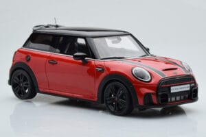Mini Cooper S JCW F56 Rood Otto 1:18 OT984 Hars — afbeelding 4 van 6