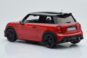 Mini Cooper S JCW F56 Rood Otto 1:18 OT984 Hars — afbeelding 5 van 6