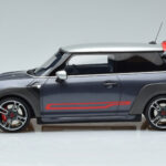 Mini John Cooper Works GP F56 Grijs Otto 1:18 - image 3 of 6