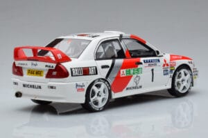 Mitsubishi Lancer Evo 4 T. Makinen / S. Harjanne Rally Catalunya 1997 Otto 1:18 OT409 Hars — afbeelding 2 van 6