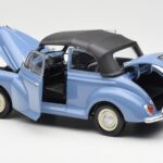 Morris Minor Cabriolet Blauw Minichamps 1:18 - image 5 of 8