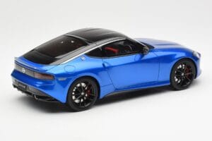 Nissan Fairlady Z Z35 Bayside Blauw GT Spirit 1:18 GT387 Hars — afbeelding 2 van 6
